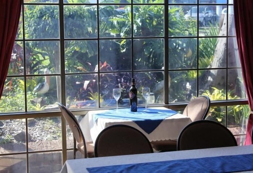 בית מלון כפרי Riverview Motor Inn