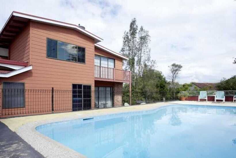 בית מלון כפרי Riverview Motor Inn