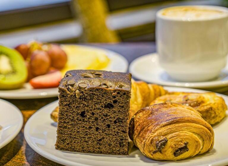 Roc Blanc Hotel & Spa