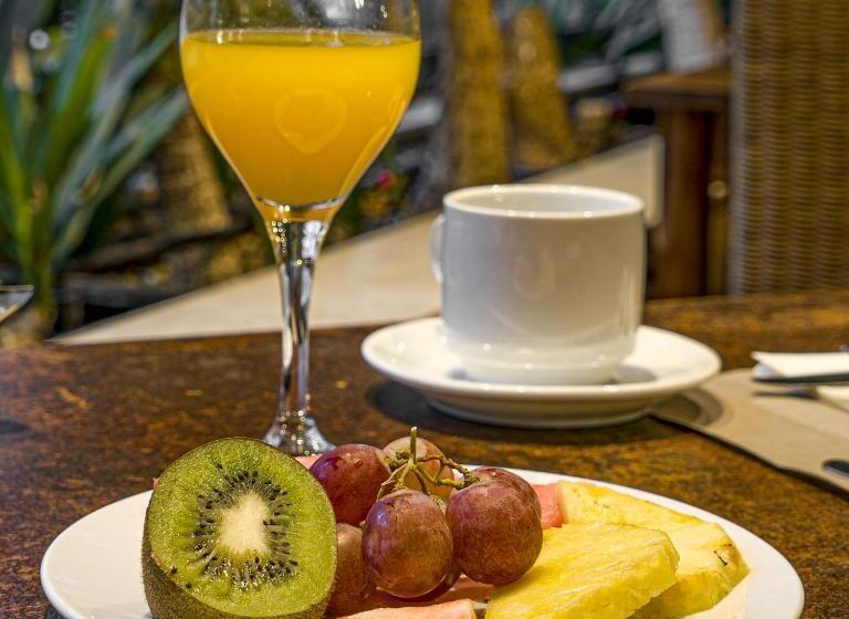 Roc Blanc Hotel & Spa