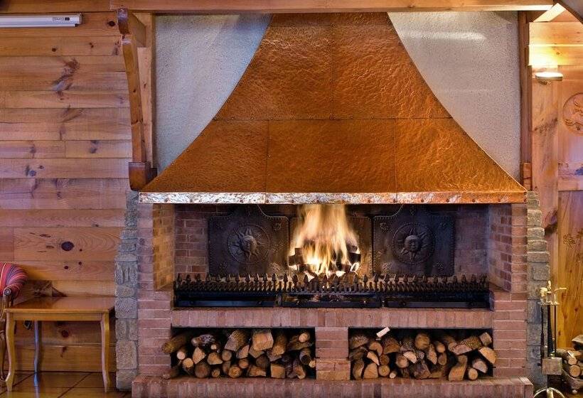 Отель Rutllan & Spa