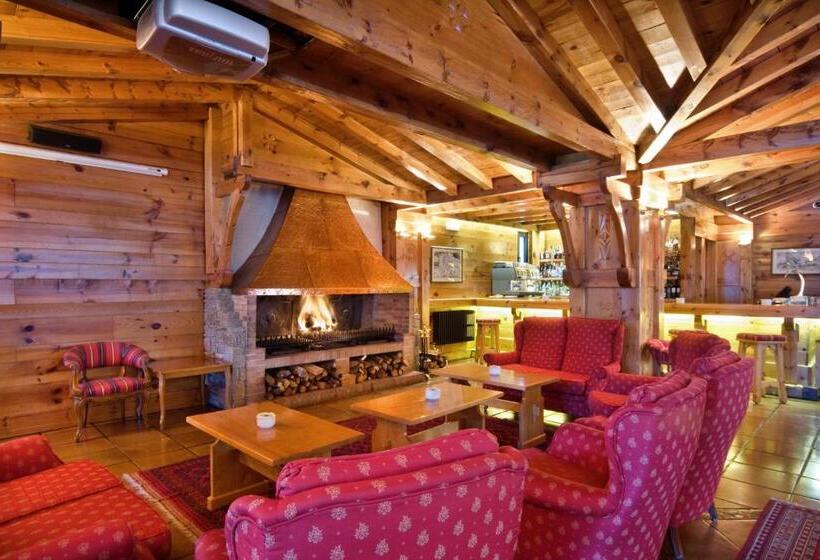 Отель Rutllan & Spa