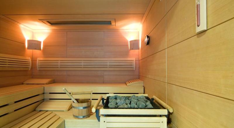 Отель Rutllan & Spa