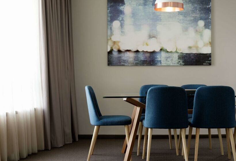 בית מלון כפרי Rydges Parramatta