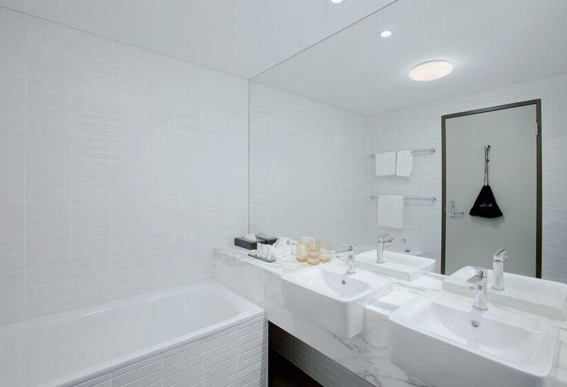 בית מלון כפרי Rydges Parramatta