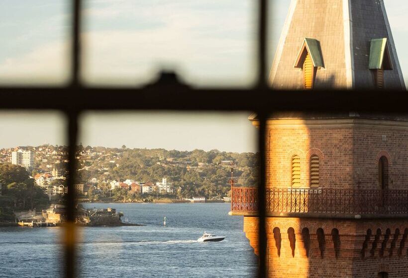 Отель Sydney Harbour