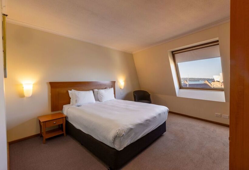 Отель Sydney Harbour