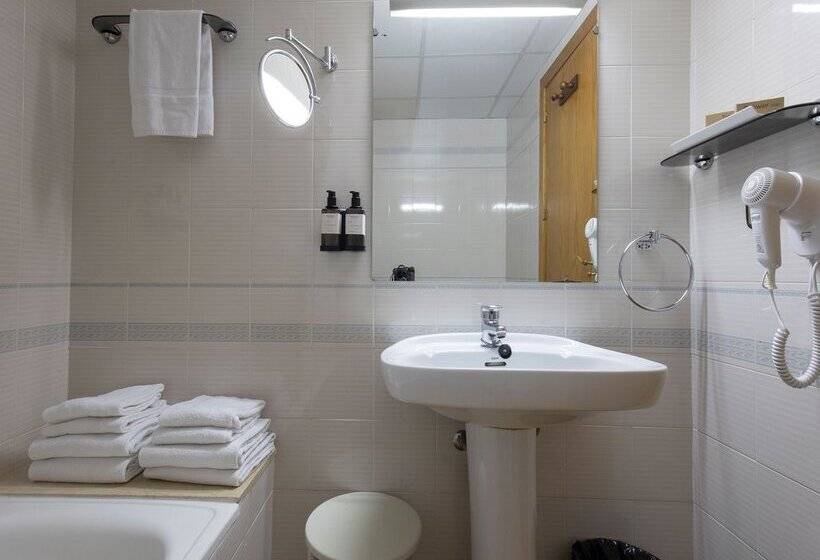 هتل Sant Gothard by Nexta