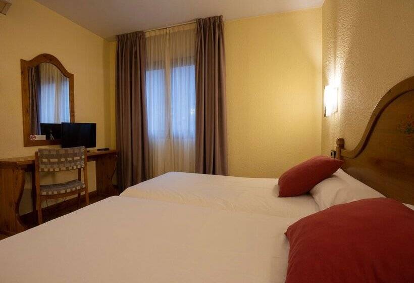 هتل Sant Gothard by Nexta