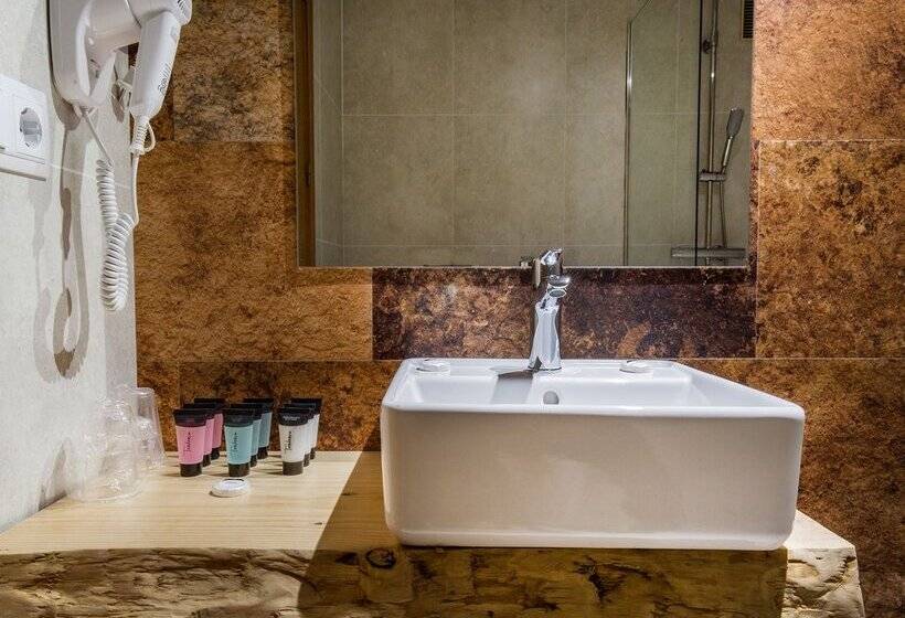 هتل Sant Gothard by Nexta