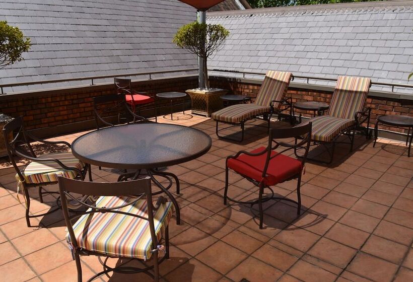 هتل Sir Stamford Circular Quay