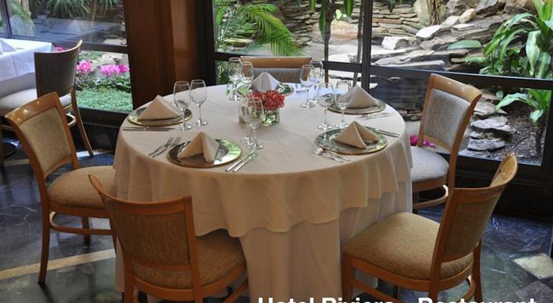 호텔 Solans Riviera