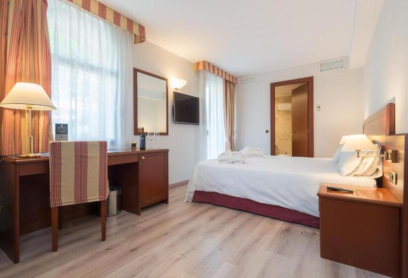 هتل Spa Termes Carlemany