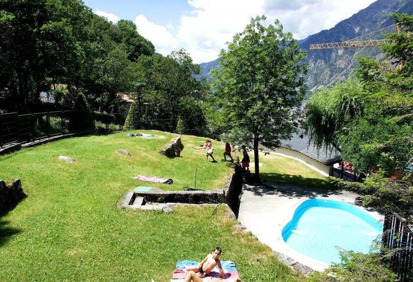 هتل Spa Termes Carlemany