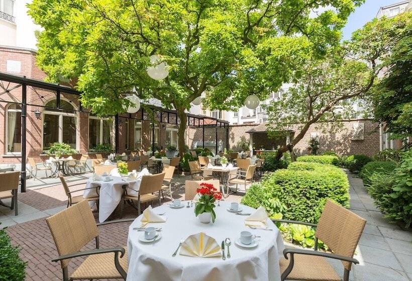 Stanhope Hotel By Thon Hotels