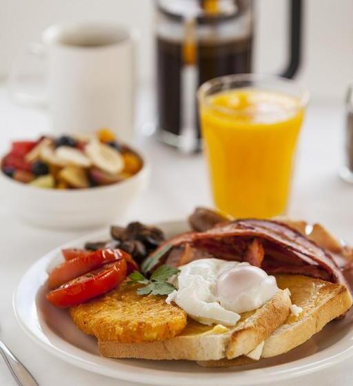 هتل The Aspen & Apartments