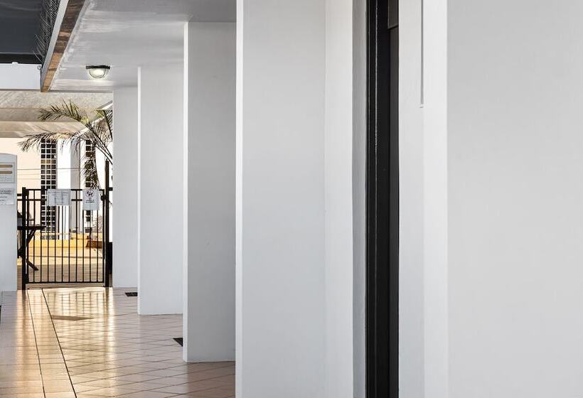 酒店 The Robert Towns