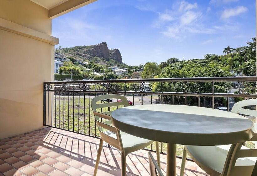 酒店 The Robert Towns