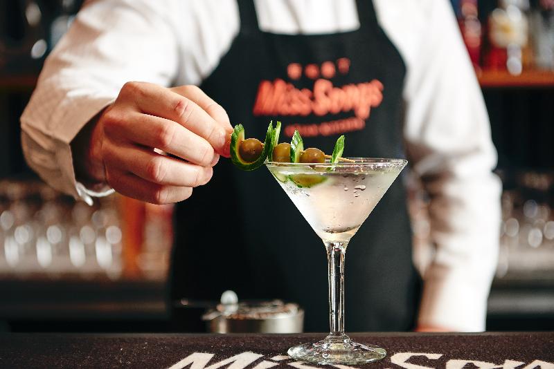 هتل The Ville Resort Casino