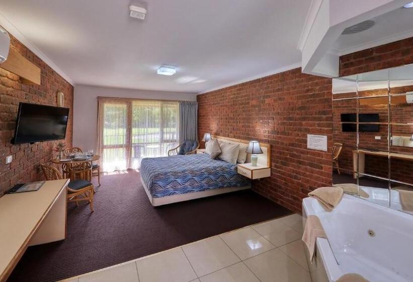 בית מלון כפרי Tooleybuc Club Motor Inn