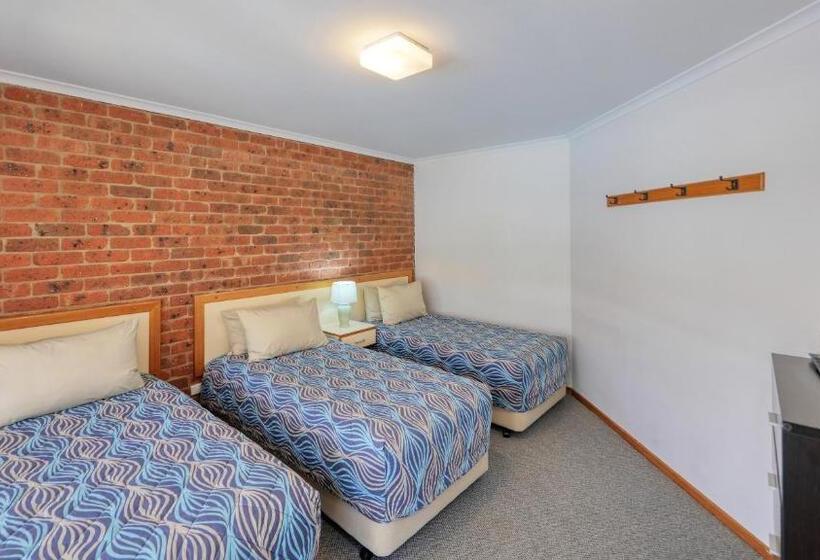 בית מלון כפרי Tooleybuc Club Motor Inn