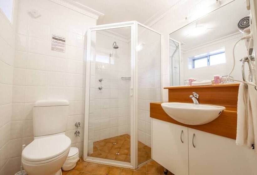 בית מלון כפרי Twin Towers Inn