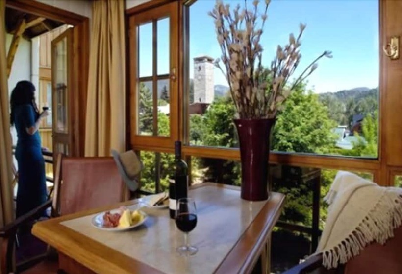 בית מלון כפרי Y Cabanas Le Village