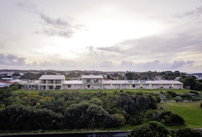 Lakeview Motel And Apartments