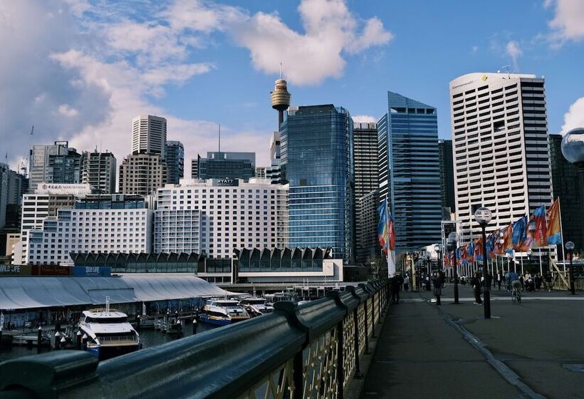 Metro Apartments On Darling Harbour