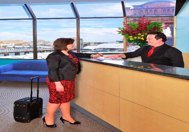 Metro Apartments On Darling Harbour