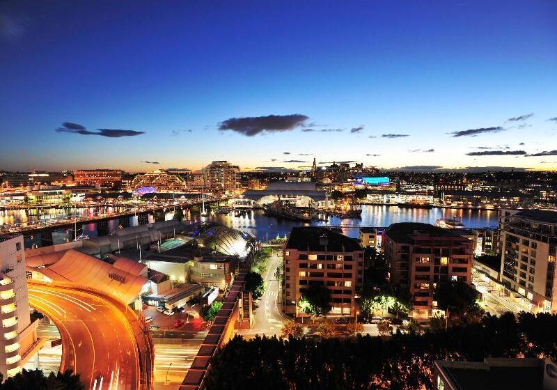 Metro Apartments On Darling Harbour