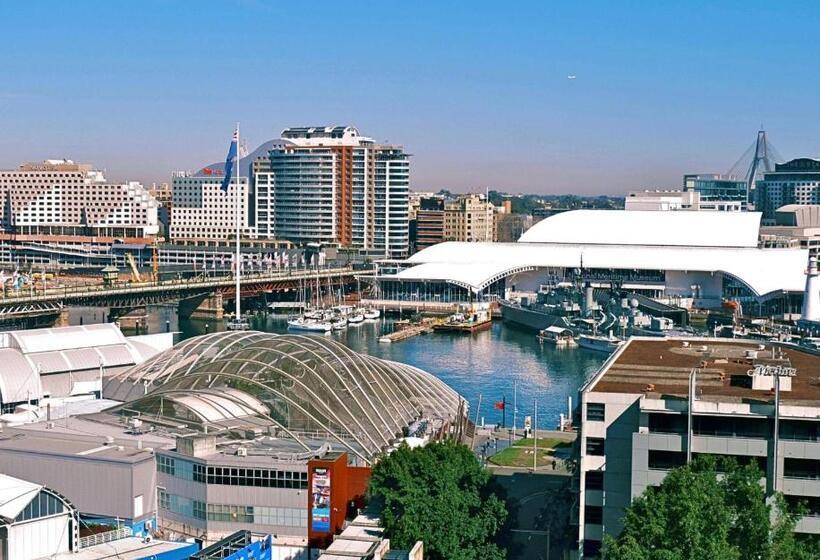 Metro Apartments On King