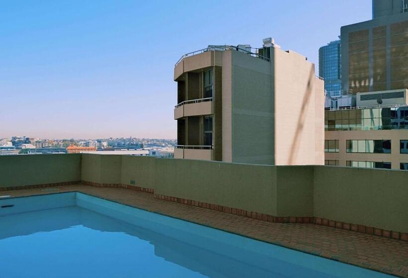 Metro Apartments On King