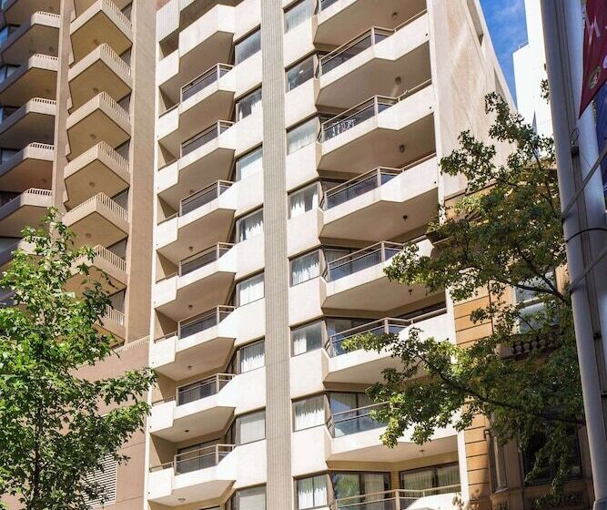 Metro Apartments On King