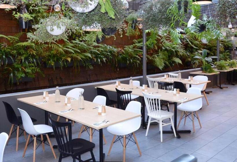 Metro Aspire Hotel Sydney