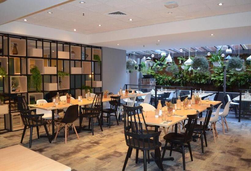 Metro Aspire Hotel Sydney