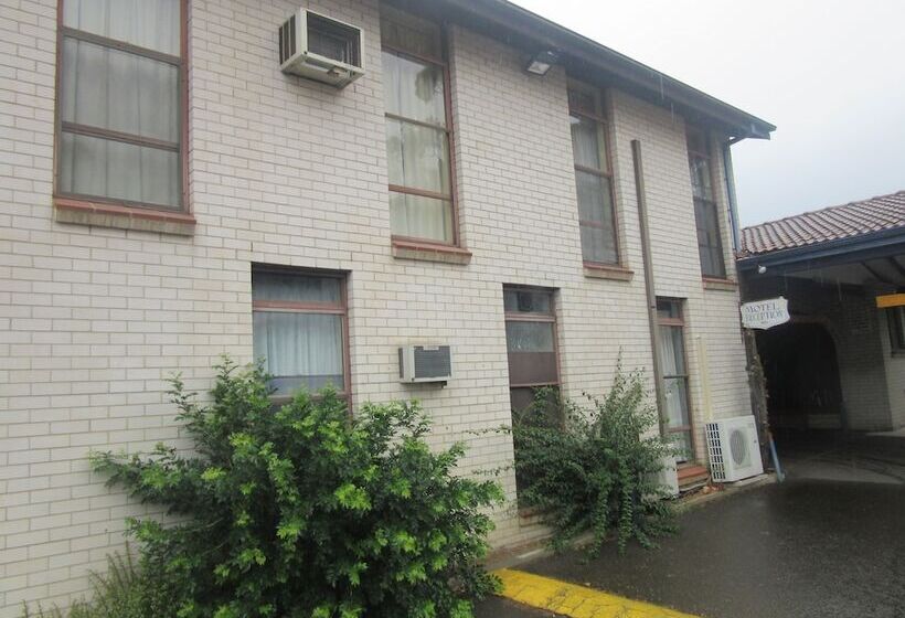 مُتل El Toro Motor Inn