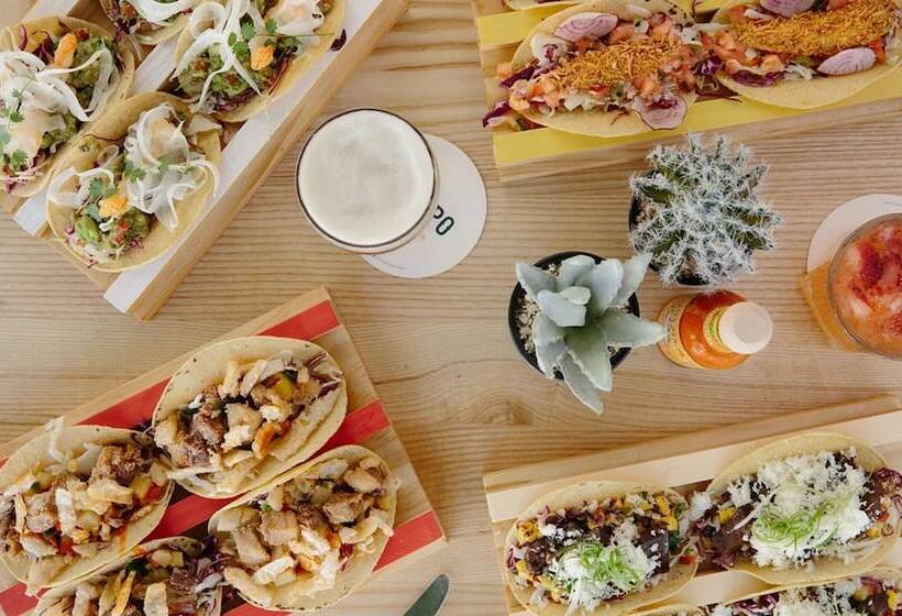 مُتل El Toro Motor Inn