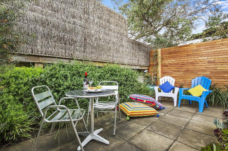 فندق على الطريق Oceanic Apartments Sorrento