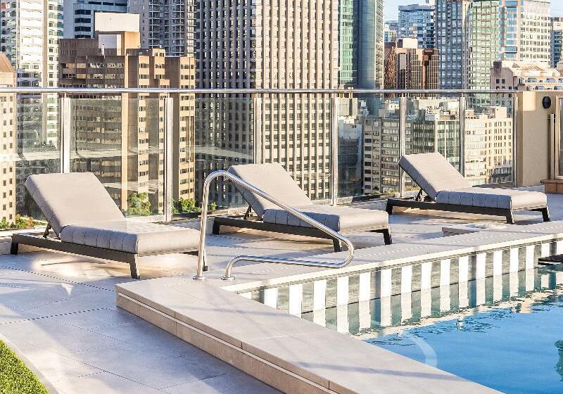 Oaks Sydney Hyde Park Suites