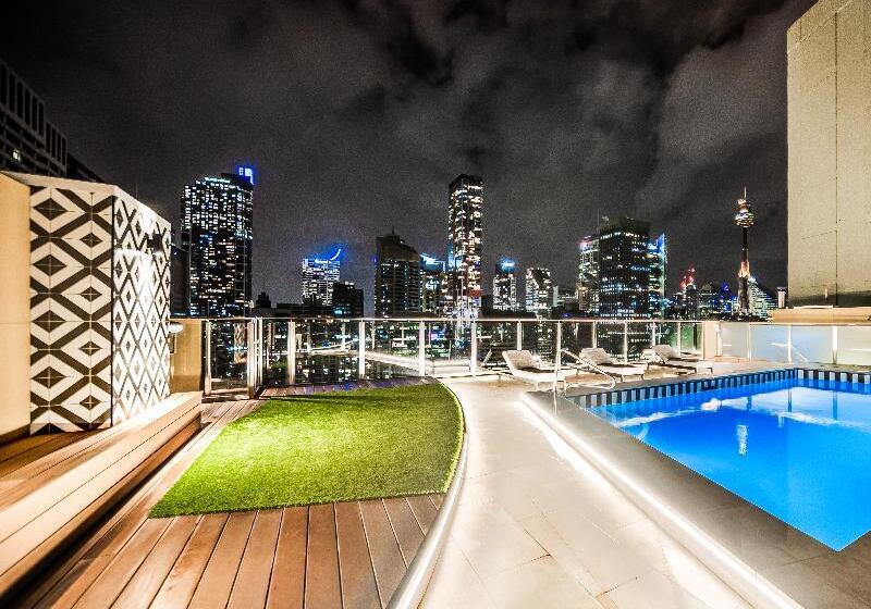 Oaks Sydney Hyde Park Suites