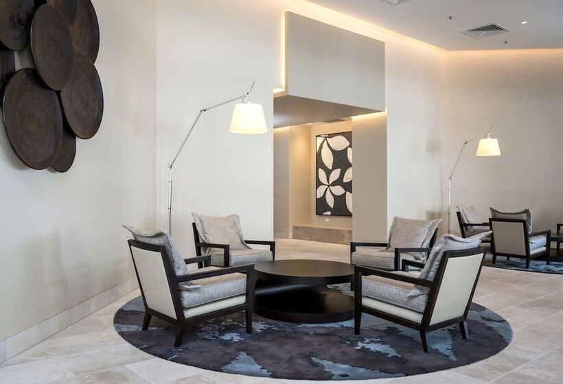 Paradise Centre Apartments