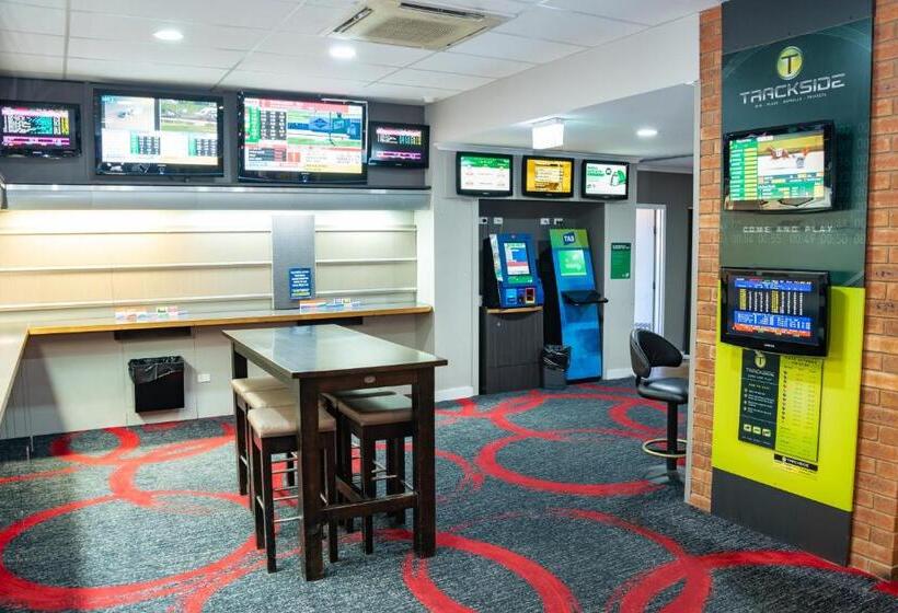 Peppermill Inn Motel