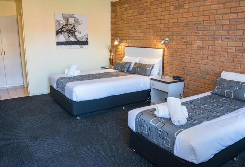 Peppermill Inn Motel