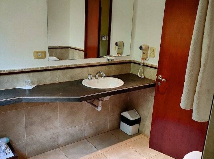 Raices Amambai Lodges