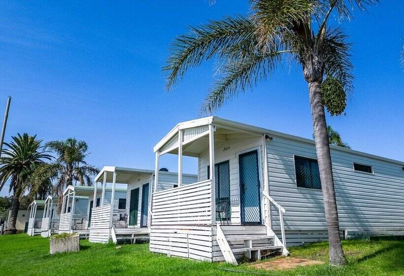 渡假胜地  Lakeside Inn Illawarra