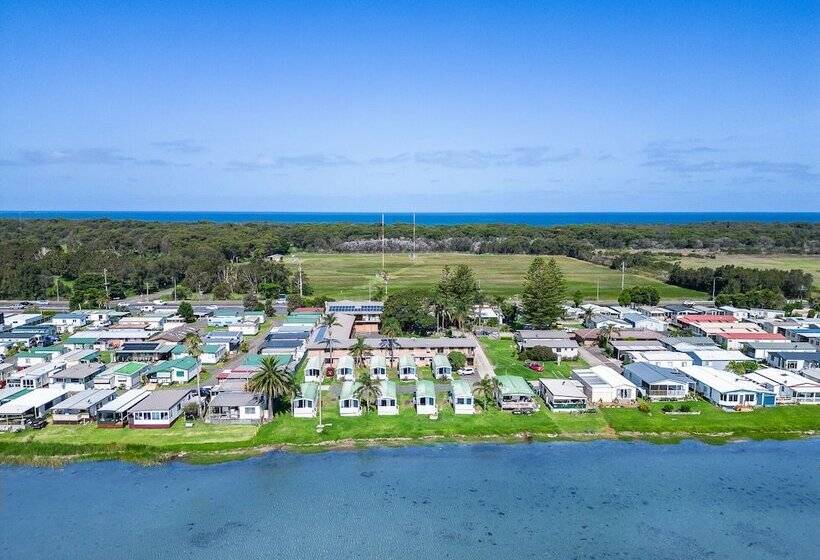 渡假胜地  Lakeside Inn Illawarra