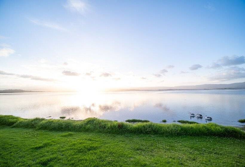 渡假胜地  Lakeside Inn Illawarra