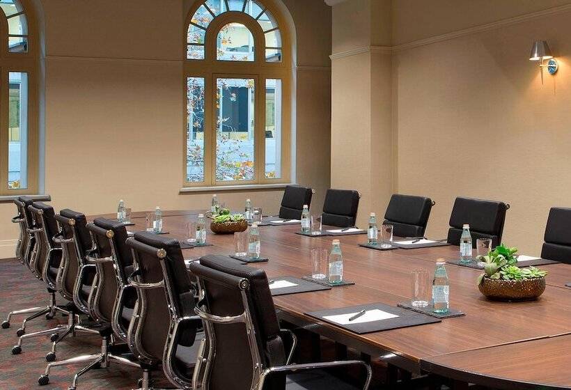 Sydney Harbour Marriott Hotel At Circular Quay