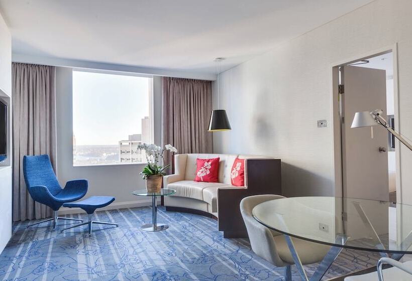 Sydney Harbour Marriott Hotel At Circular Quay